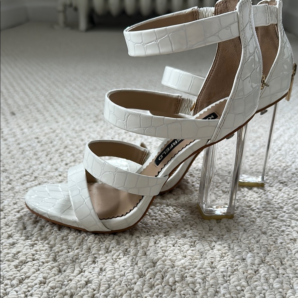 Karl Lagerfeld White Heeled Sandals with Modern Design